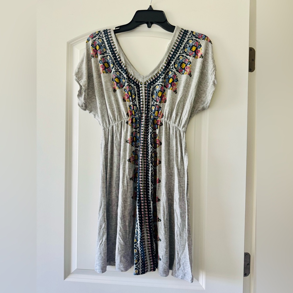 Just ginger Gray v neck T-shirt Dress size M